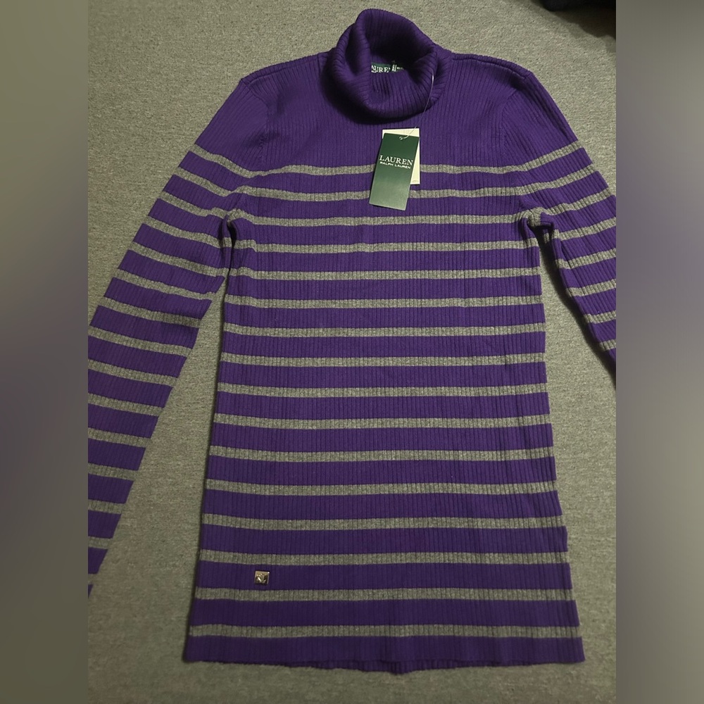 NEW with TAGS!!!! Ladies Medium Ralph Lauren Turtleneck Sweater.